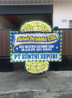 Papan Bunga Duka di Karawang Timur